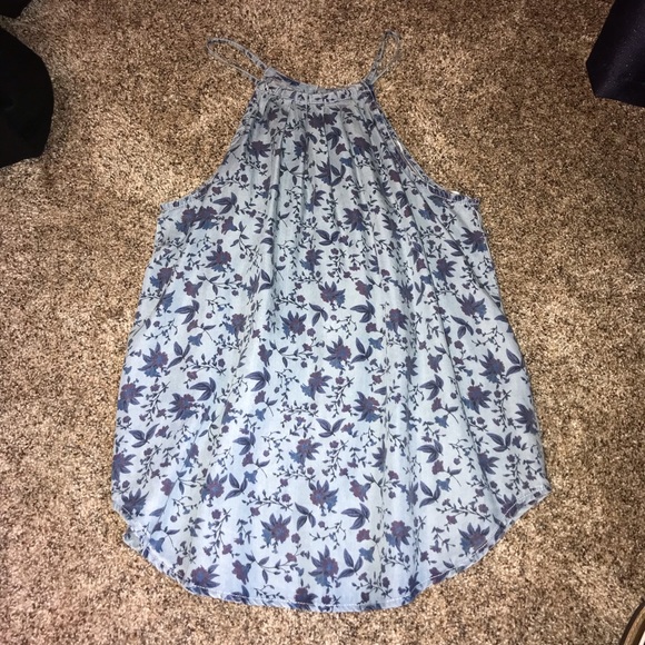 Francesca’s Top - Picture 2 of 3